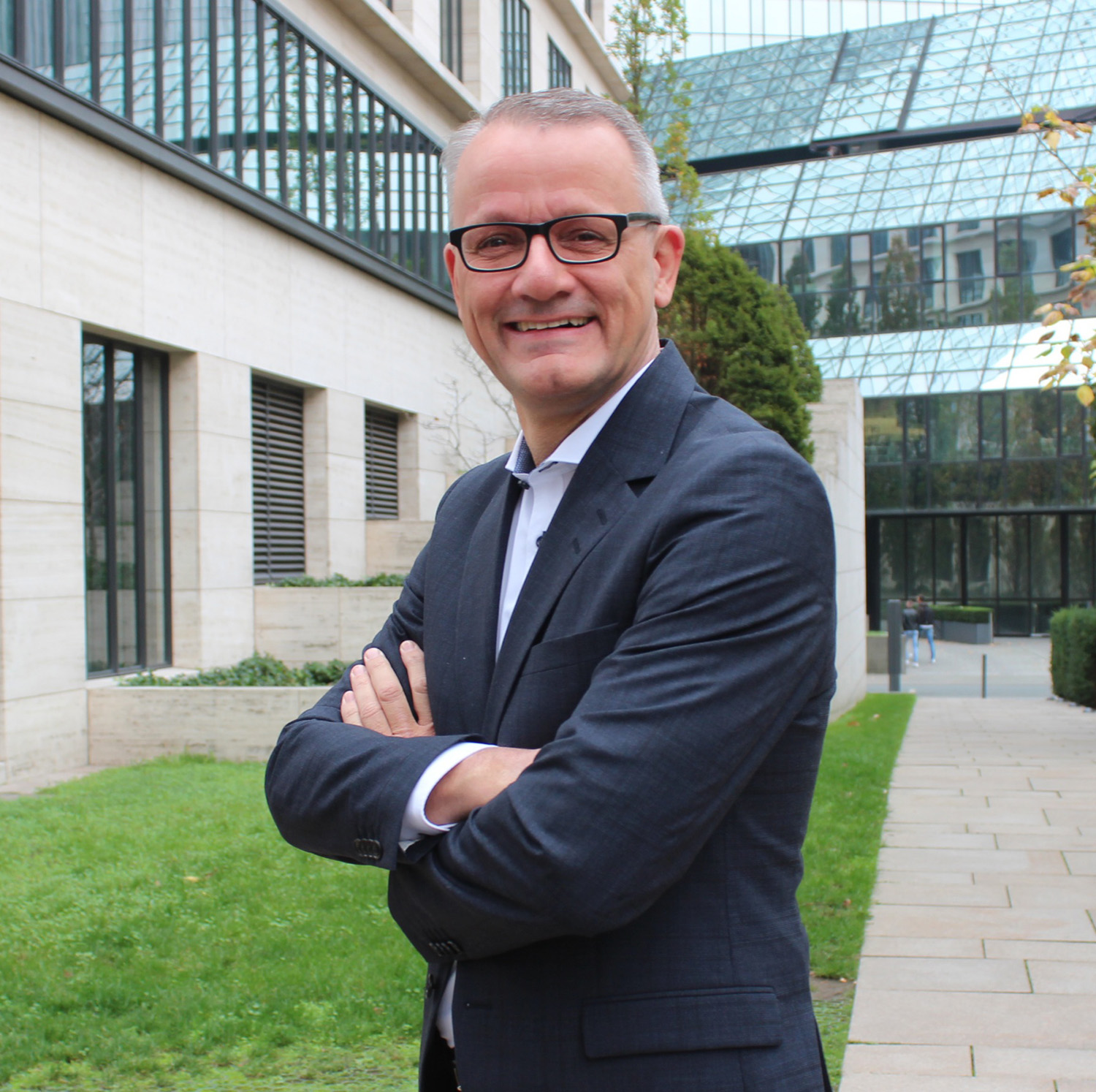 Profilbild von Wolfgang Wrzesniok-Roßbach