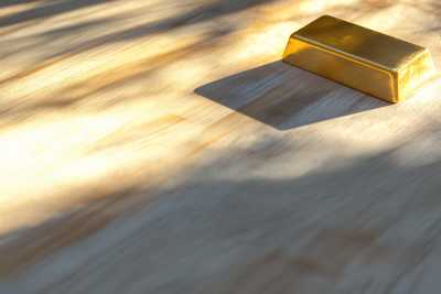 Analysten von Goldman Sachs kappen Goldpreisprognose